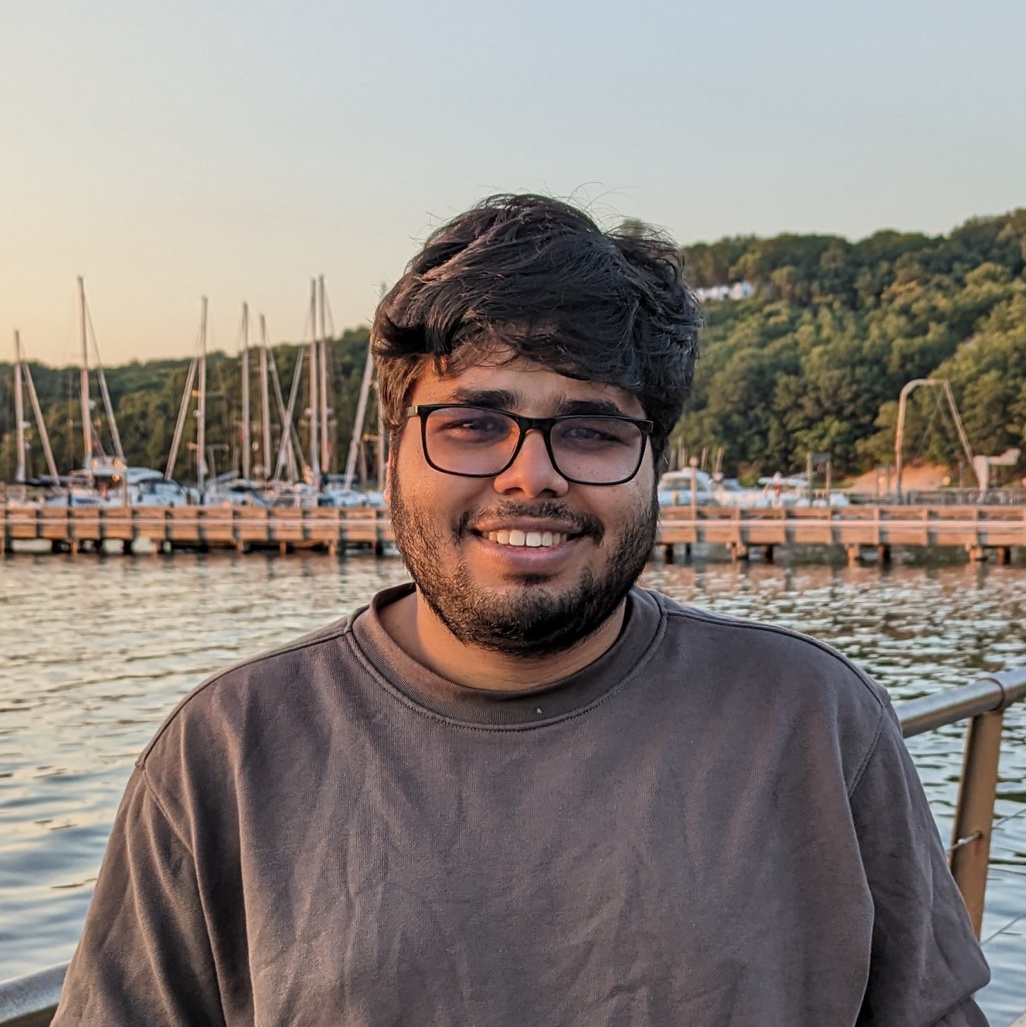 Ari Pereira headshot